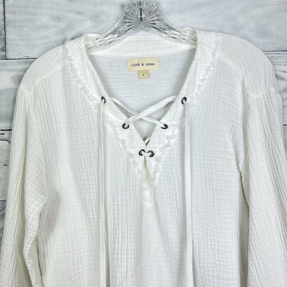 ❌SOLD❌Cloth & Stone Gauze Top - Picture 2 of 5